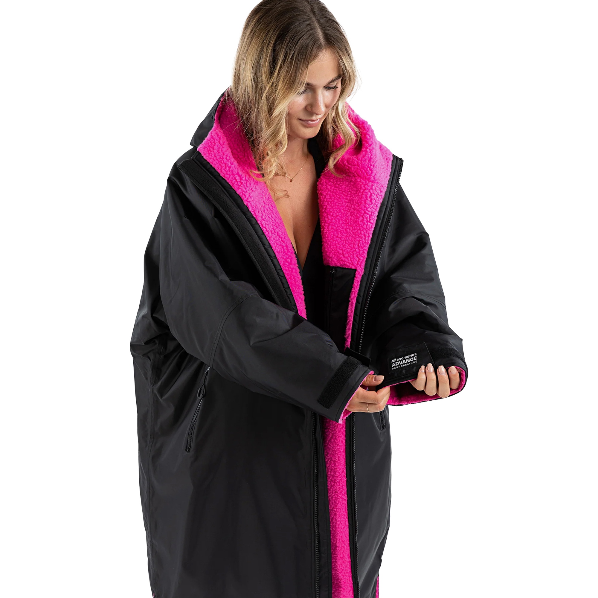 2026 Dryrobe Advance Long Sleeve Changing Robe DALSV3 - Black / Pink